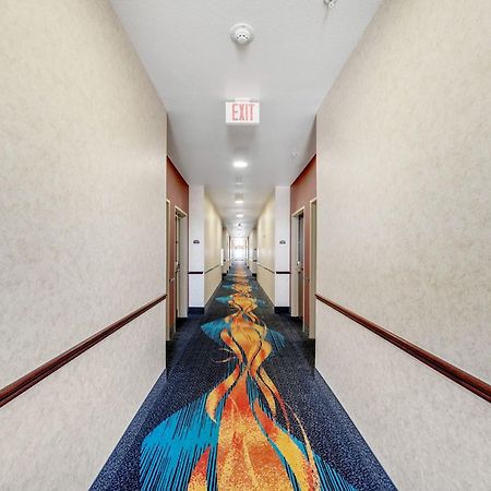 Clarion Inn & Suites Weatherford South Exteriér fotografie